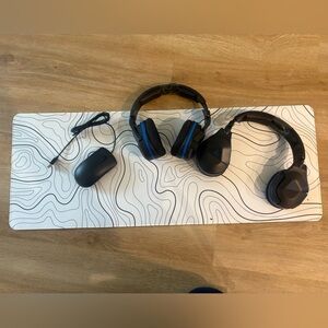 PlayStation headsets & gaming equipment